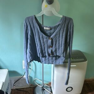 Blue long sleeve sweater cropped top